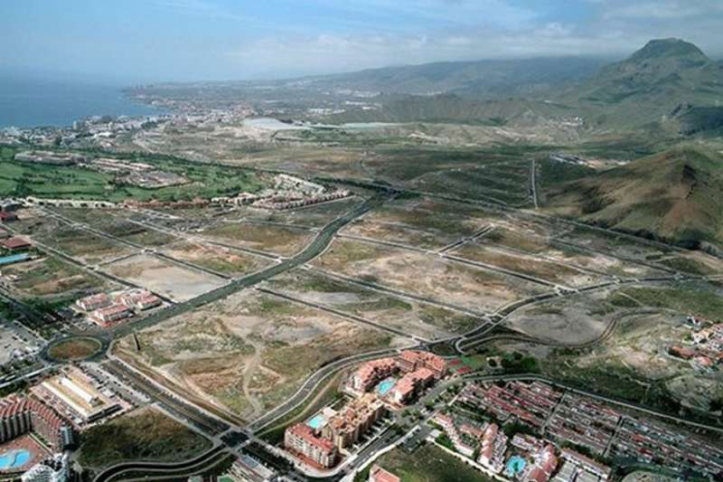 Project is agreed to build hotels, housing, and an events arena in Los Cristianos
