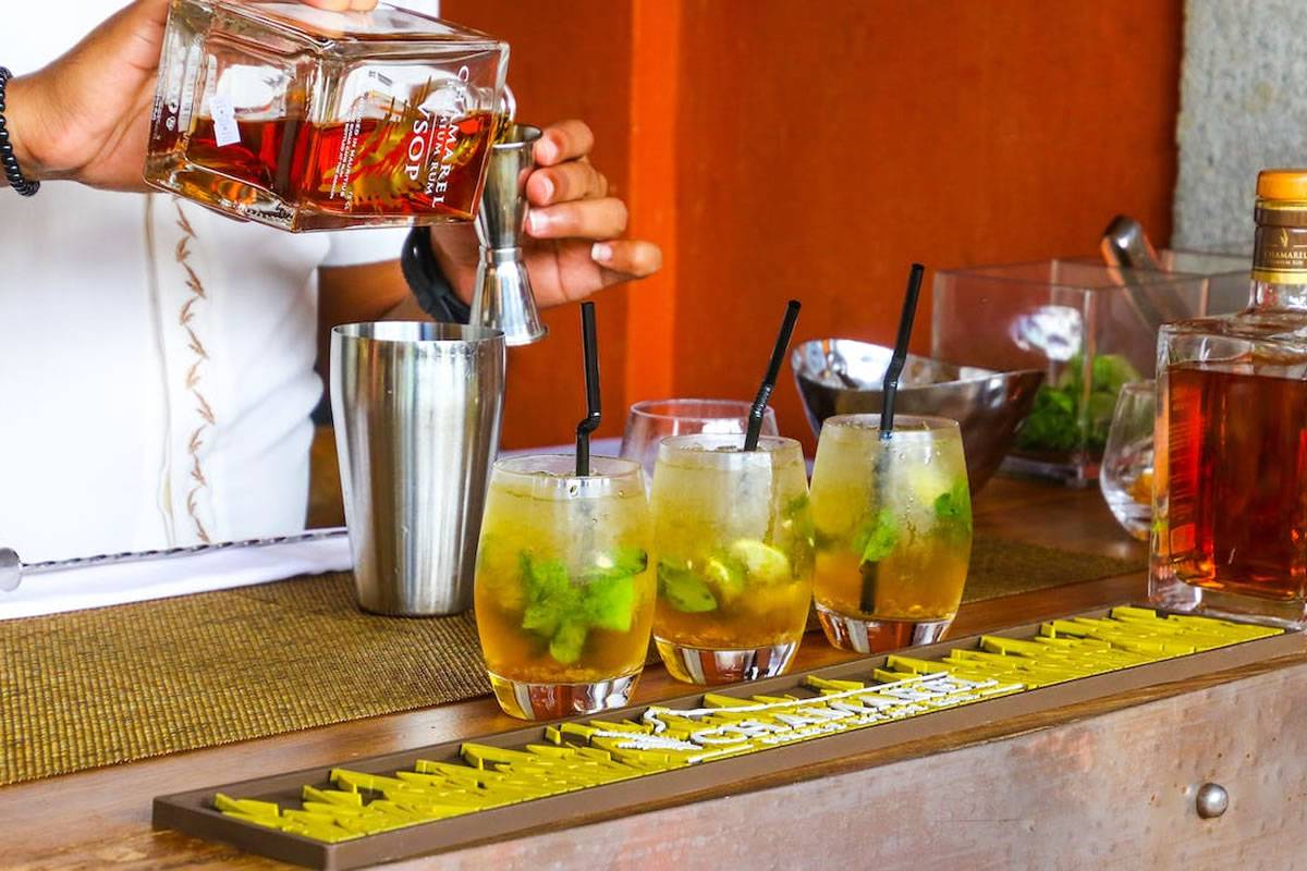 Tips for starting a successful bar or liquor store 