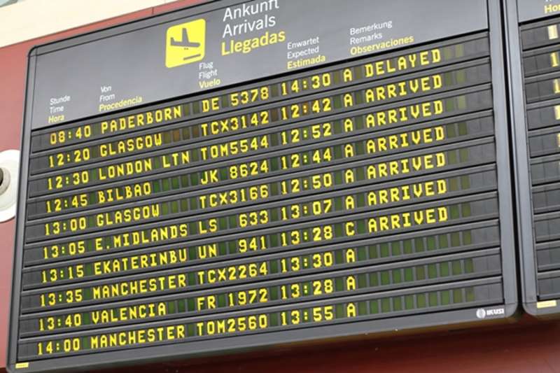 Canaries airports will operate over 5,000 flights this bank holiday weekend