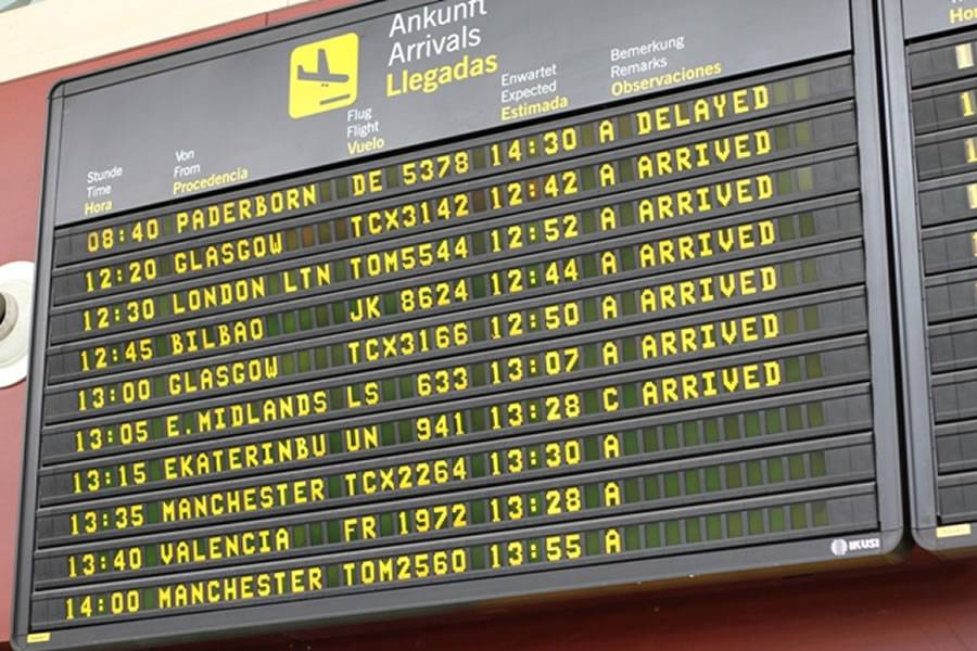 Canaries airports will operate over 5,000 flights this bank holiday weekend