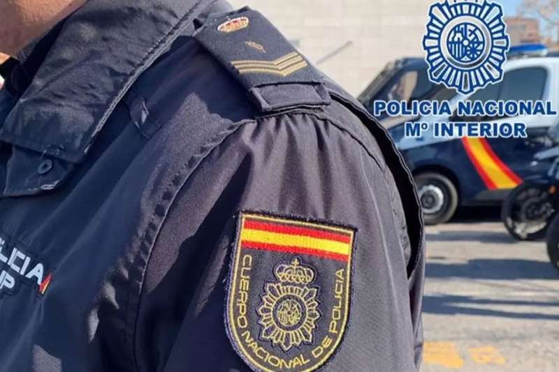 A naked woman is found dead at home in Las Canteras