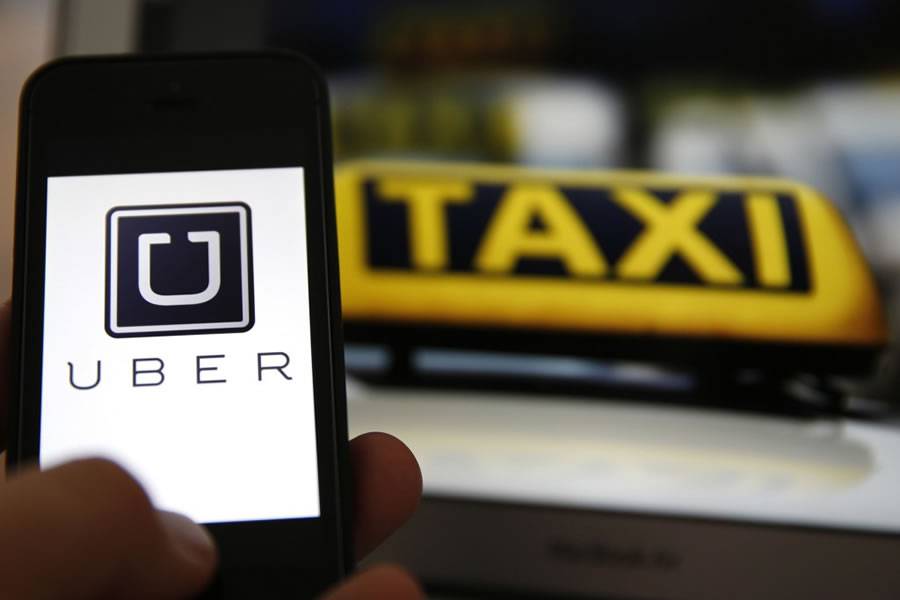 Taxi drivers lose another battle against Uber and Cabify