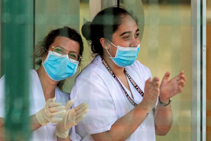 The Government will approve no more masks in hospitals and chemists today