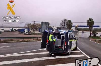 Man arrested for running over a policeman at a breathalyzer checkpoint