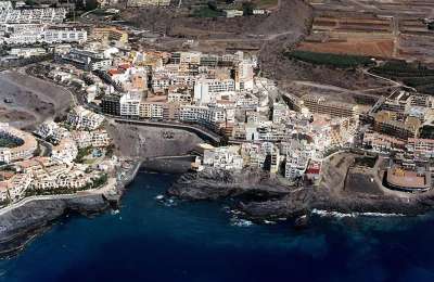 A seismic swarm of earthquakes is recorded around Santiago del Teide in Tenerife