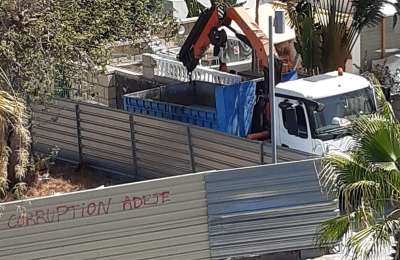 Adeje Council start taking down fences surrounding park in San Eugenio