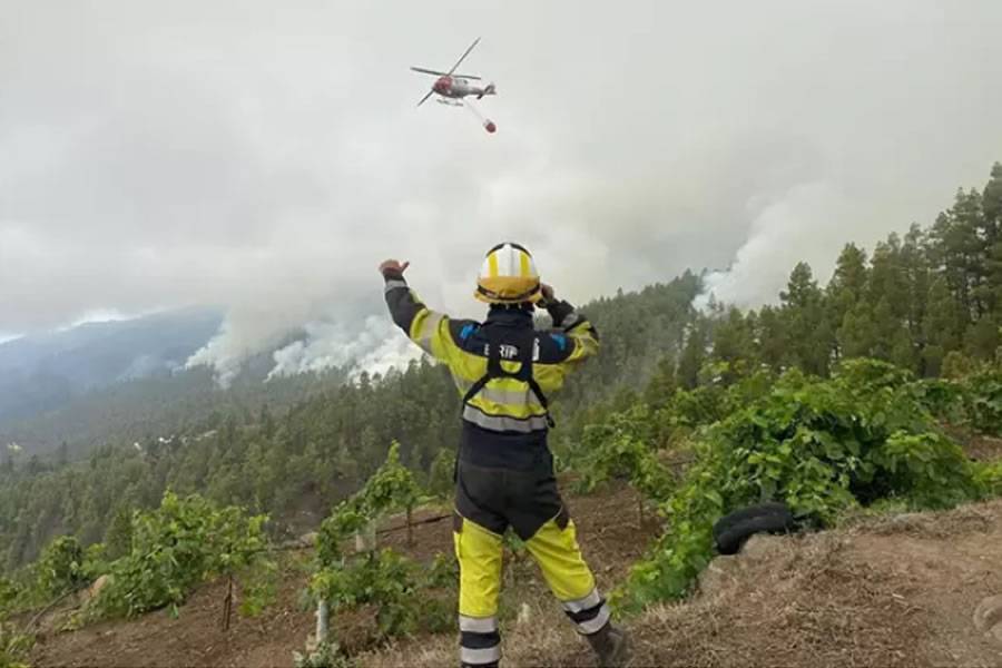 The fire in La Palma is still active on three fronts, but some evacuees can return home