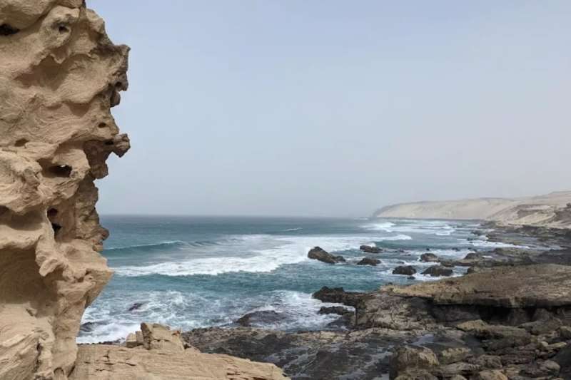 The dead body of a man is found in a rocky area on the coast of Pajara