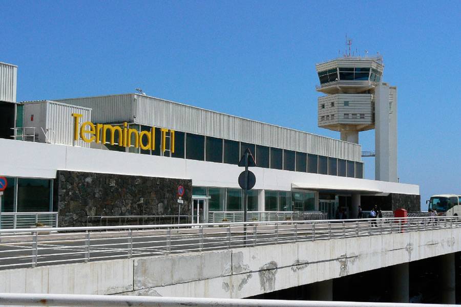 The first steps are finally happening for the renovation of Lanzarote Airport