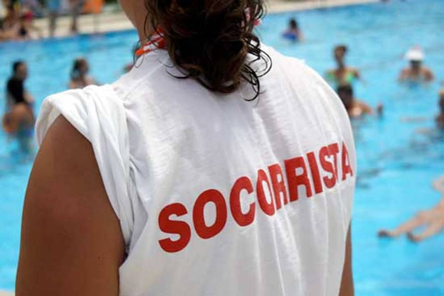 A 5-year-old boy is saved from drowning in a hotel pool in Los Cristianos