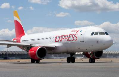 A 4-year-old girl suffers an epileptic seizure on a Tenerife flight