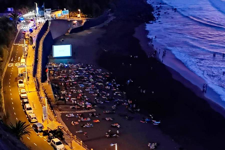 The Tenerife ‘beach cinema’ is back in August and its free! The Tenerife ‘beach cinema’ is back in August and its free!