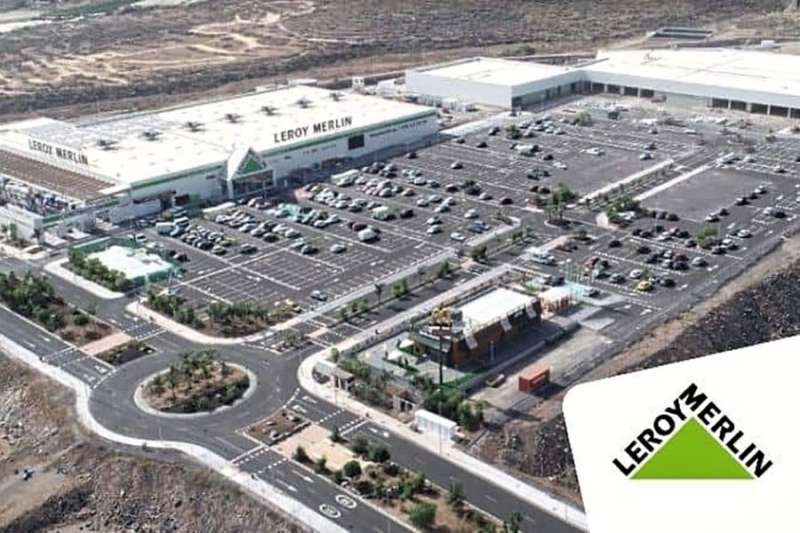 The new Adeje Shopping retail park will open at the end of this year