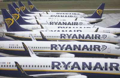 Ryanair fined 5.6m euros for not compensating passengers during cabin crew strikes