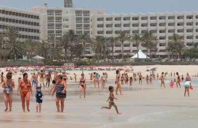 30% of tourists who visit the Canary Islands do so all-inclusive 