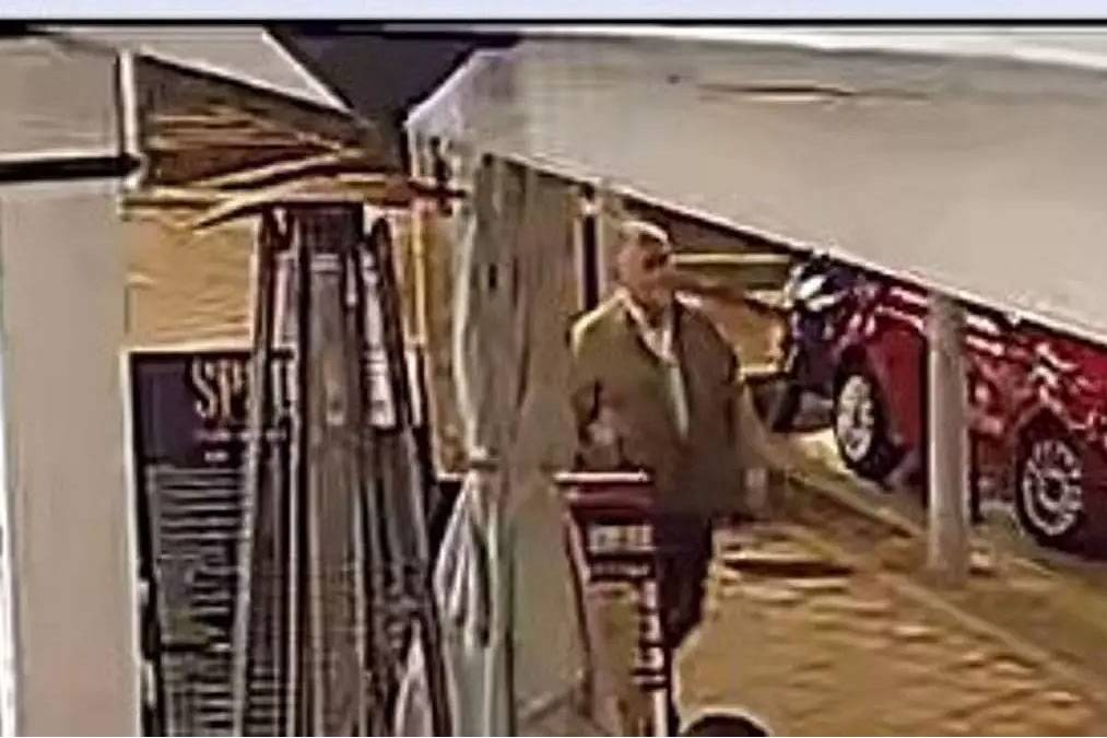 Have you seen this man? The Guardia Civil wants your help to find him