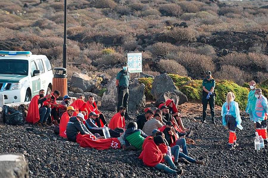 500 people have arrived in the Canaries in nine boats in 48 hours
