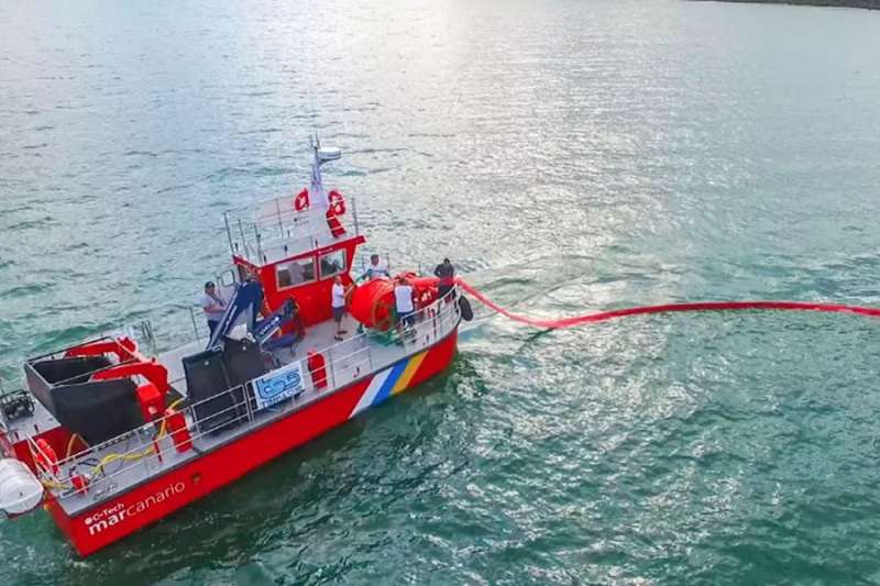 A Canarian company owns the best marine cleaning boats in the world