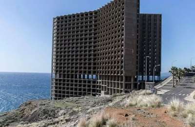 Demolition contract awarded for hotel 48 years after it was abandoned