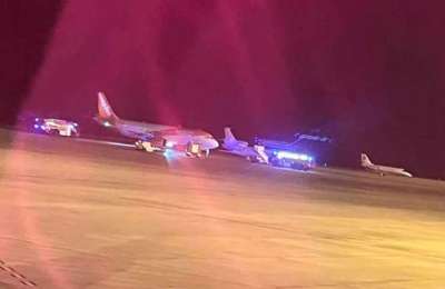 Emergency landing at Tenerife South airport for easyJet flight 