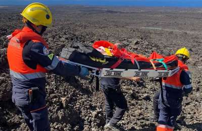 A female hiker with heatstroke is rescued from Caldera Blanca