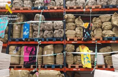 Police confiscate over 22,000 items with unauthorized designs on them in Tenerife