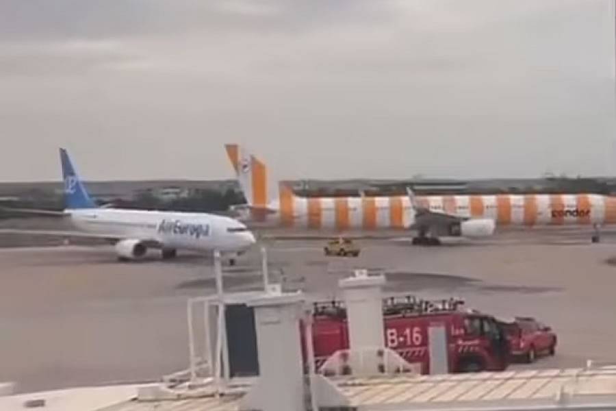 Two planes full of holidaymakers collide at Palma Airport 