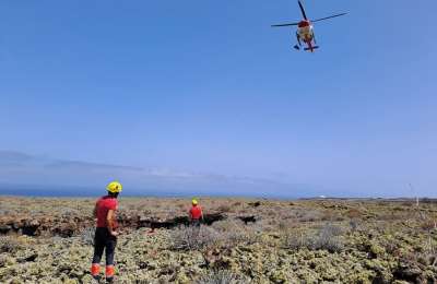VIDEO: Seriously injured teenager rescued from cave by helicopter 