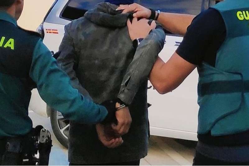 Man arrested for assaulting and robbing a Lottery ticket seller in Tenerife