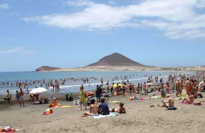 El Medano beaches reopened in the south of Tenerife