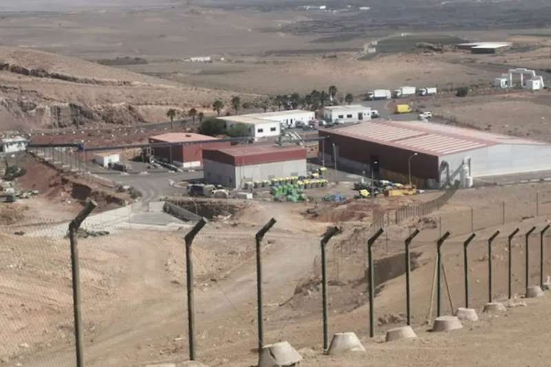 Worker found dead buried in glass recycling mountain in Lanzarote