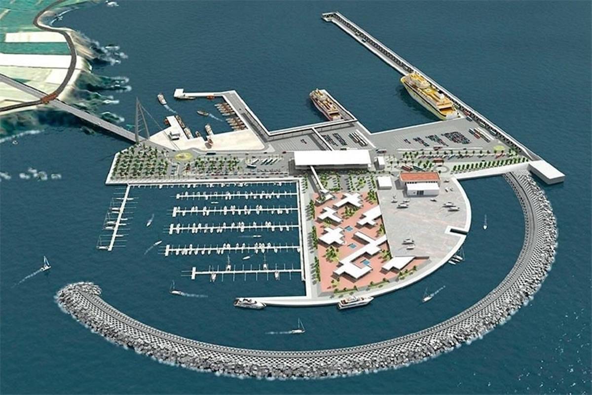 Fonsalia port is shelved but alternatives are needed to ease congestion in Los Cristianos