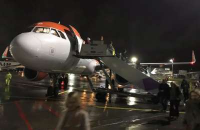 VIDEO: EasyJet cancels Tenerife flight to Gatwick after someone 'defecated on the plane floor'
