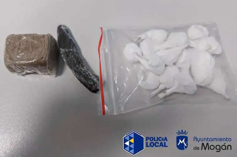 Drug dealer apprehended in Puerto Rico in possession of cocaine and hashish