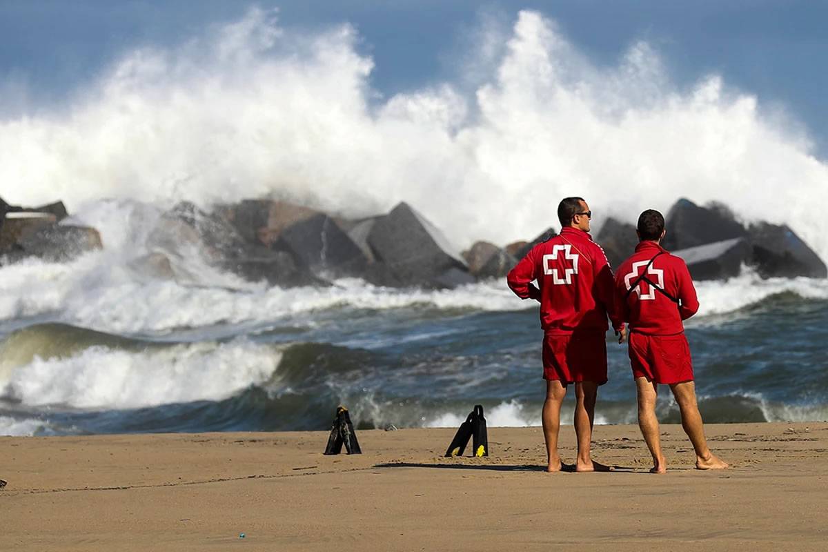 Government Warning: Don’t go in the sea in areas under weather warnings