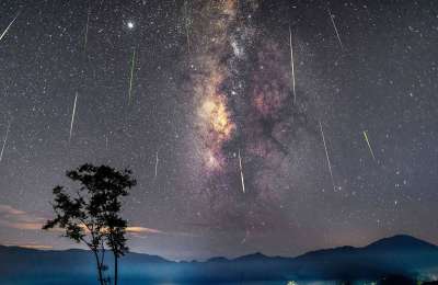November is a great month to observe meteors and comets over the Canary Islands