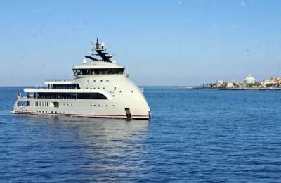 $200 million Viking-inspired yacht docks in Los Cristianos