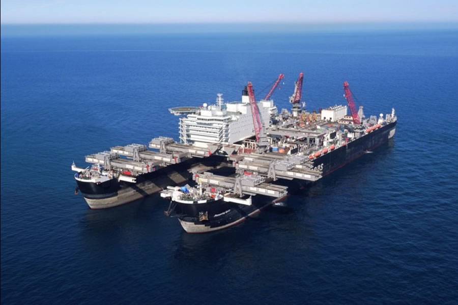 VIDEO: The largest ship in the world is heading to the Canary Islands