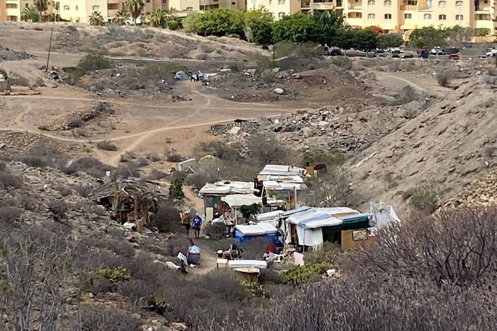 Angry residents demand action over squatters and rubbish dumped in Los Cristianos