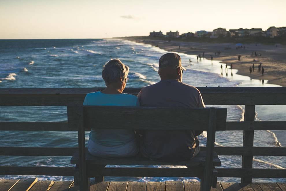 An ultimate guide to caring for ageing parents