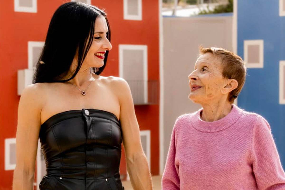 ‘Sticky Vicky’, the famous entertainer from Tenerife, dies aged 80 in Benidorm