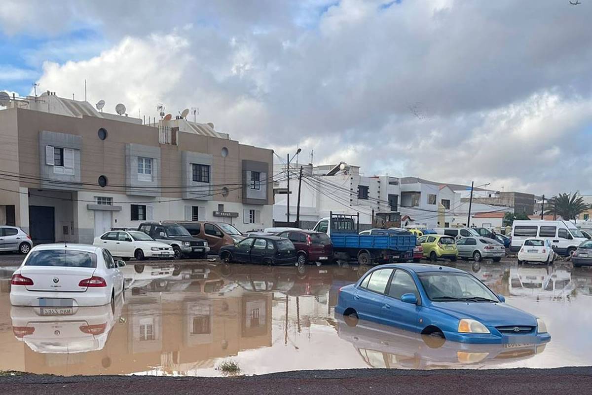 Lanzarote ressent la force de la tempête atlantique –