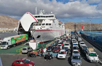 Warning of traffic problems in Los Cristianos due to extreme ferry numbers this week