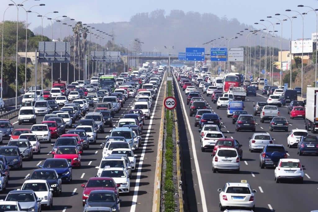 Population growth is the main problem in the Canary Islands