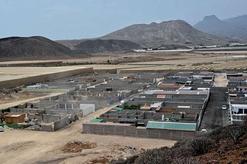 The Prosecutor's Office files a complaint against the ‘illegal town‘ of Lomo Negro