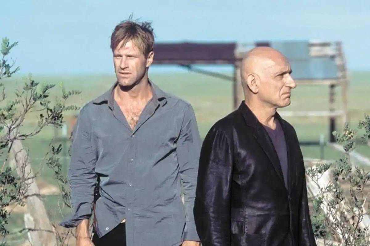 Ben Kingsley and Aaron Eckhart are filming 'Deep Water' in Gran Canaria