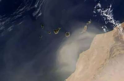 The Calima continues to haze the Canary Islands' landscape this Wednesday