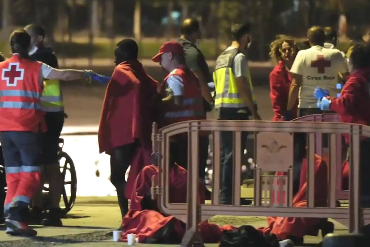 Dozens rescued as a migrant boat arrives at Los Cristianos dock