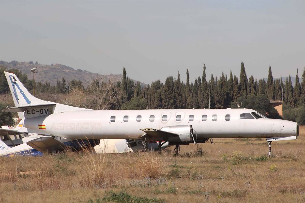 Nearly 100 planes are abandoned at Spanish airports with massive debt to AENA
