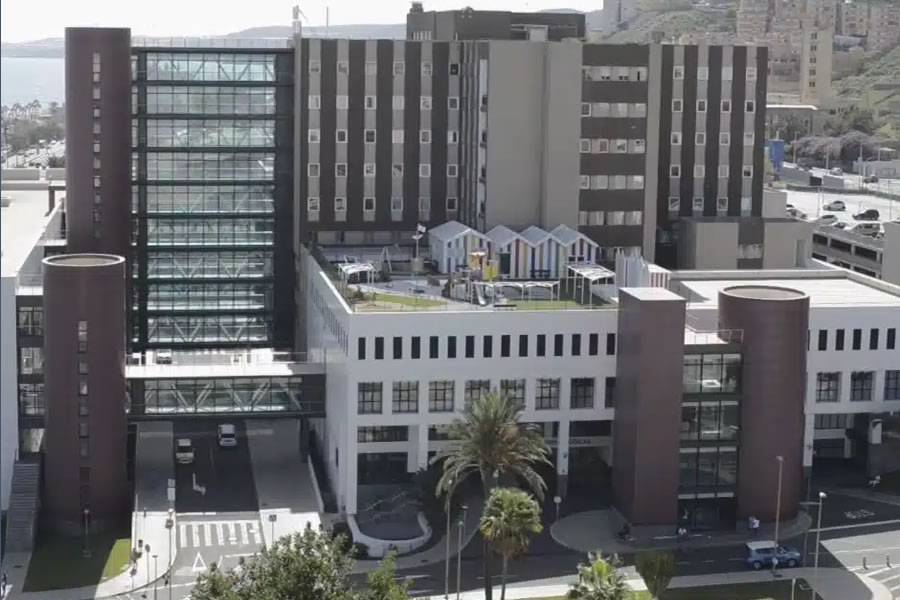 The CHUIMI Hospital is operating at full capacity in ICU and wards